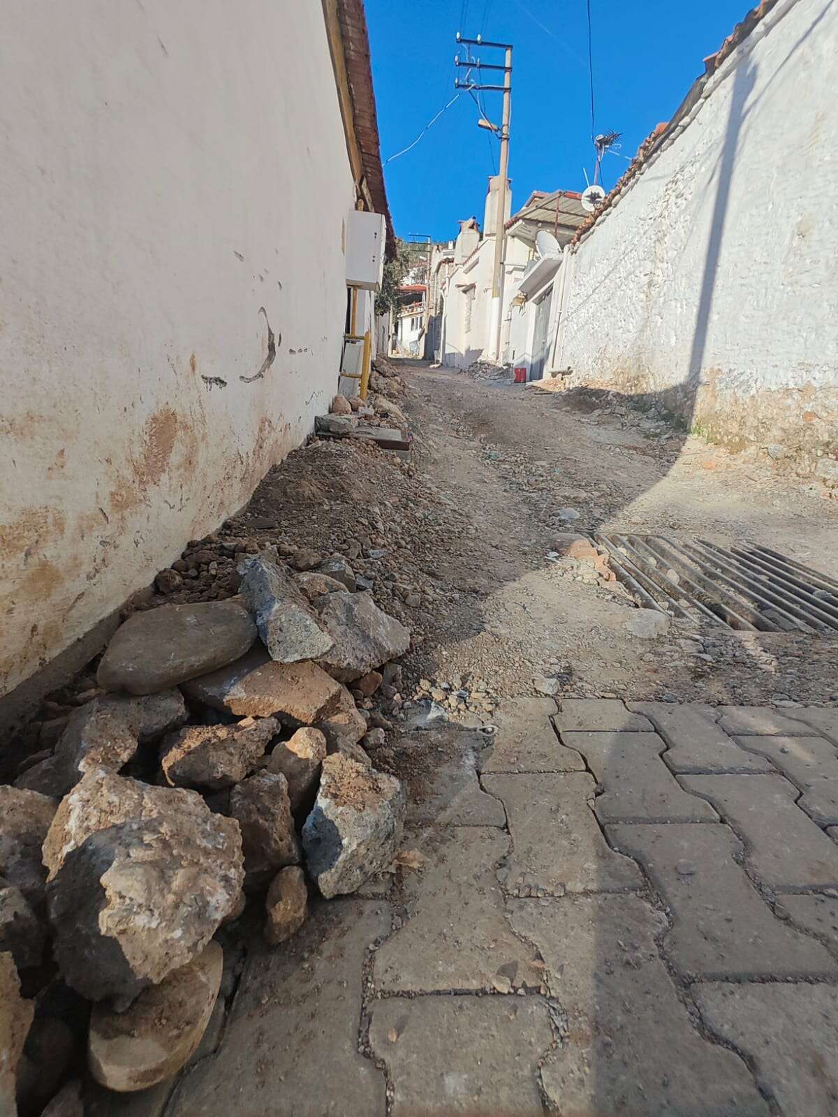 Menteşe'de Yol Sorununa Vatandaş İsyan Etti: Belediye Açıklama Yaptı 3